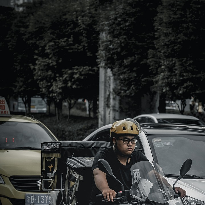 same day courier van